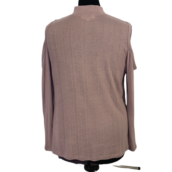 No Comment Cold Shoulder Blouse. Size 1X. - Picture 2 of 6